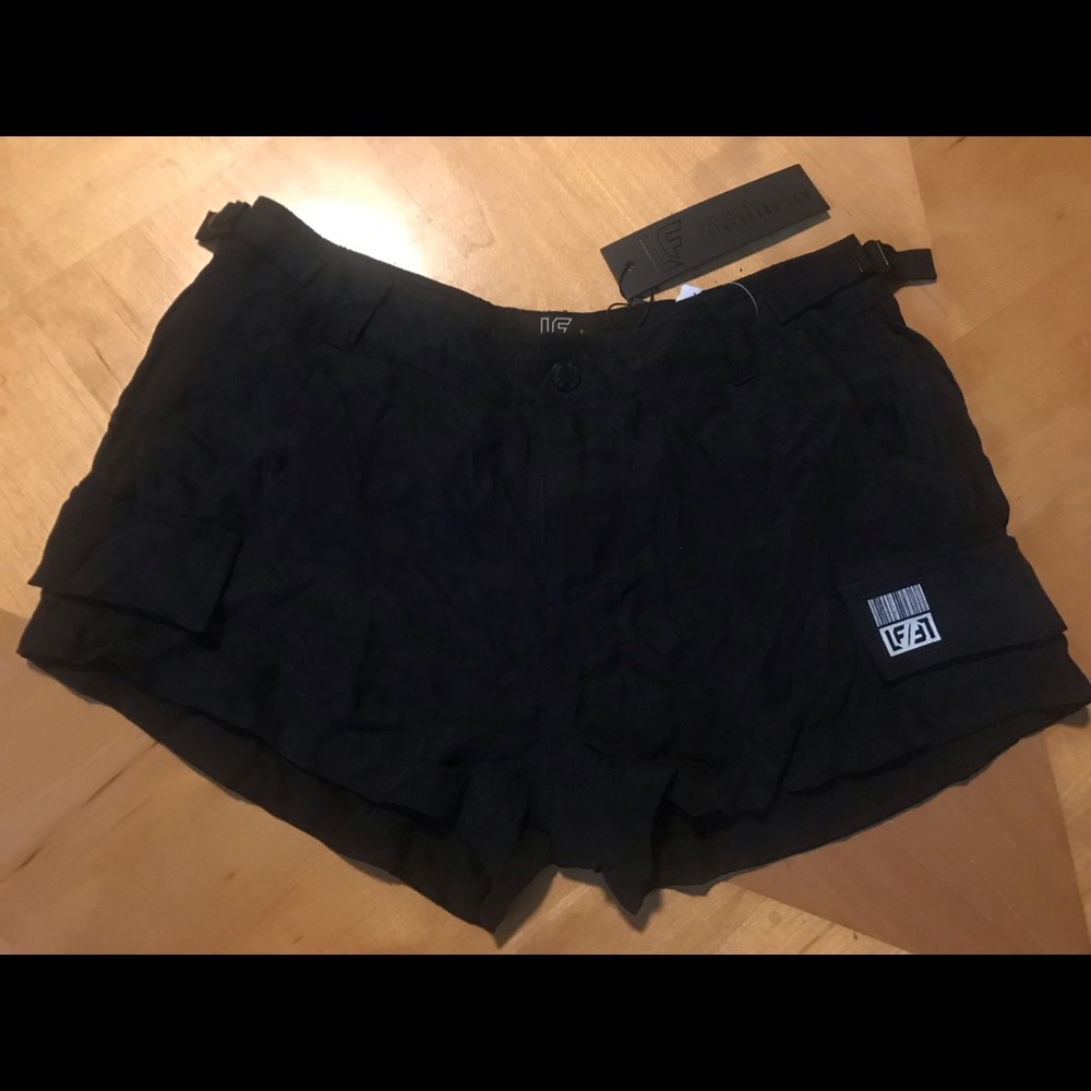 LF the Brand size 2 black